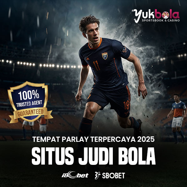 Colorful wooden knobs in a matte finish, available in three sizes, perfect for cabinets and drawers.